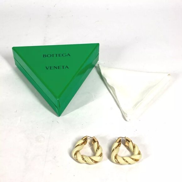 BOTTEGA VENETA Twisted Triangle Hoop Earrings Accessories Pierce - Picture 3 of 9